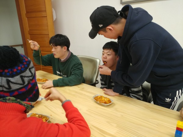 987913352_7FDdw0OB_e31a444efd8dc617f321cac333646035b55b1374